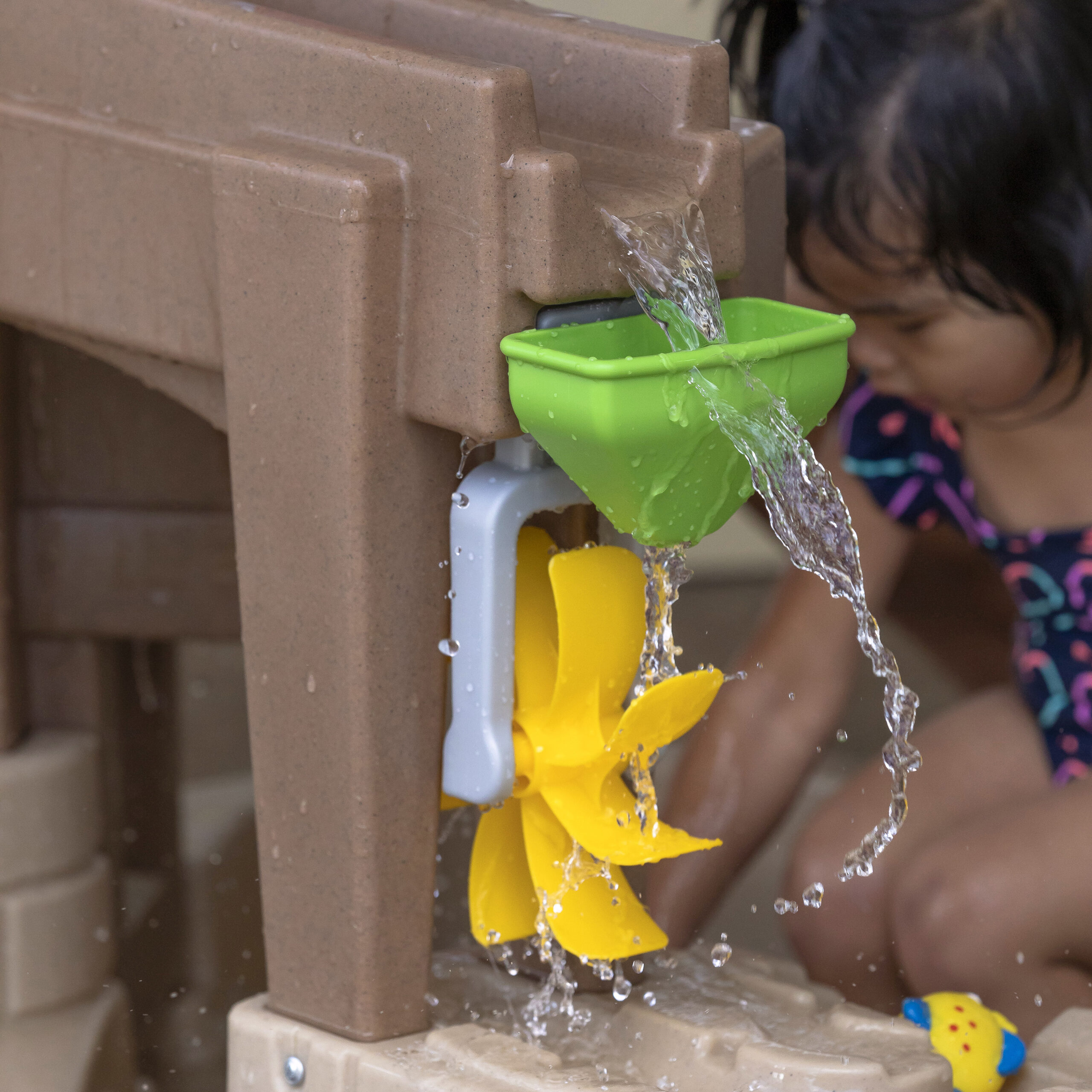 412900 Pump & Splash Pond